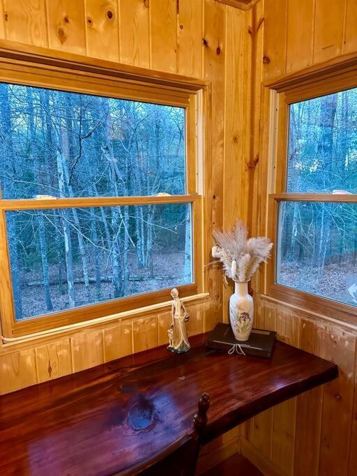 Beautiful & Peaceful Cabin W/ Deck Garden & Fire-Pit Murphy Ngoại thất bức ảnh